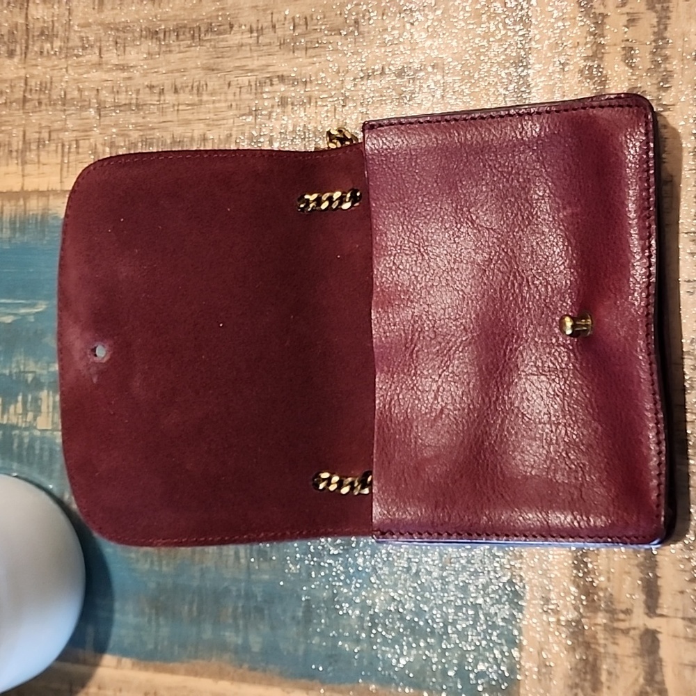 Maxwell Chain Crossbody - Picture 11 of 13